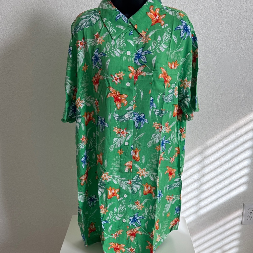 NWT Ascot and Hart Green Tropical Floral Button Down Shirt M